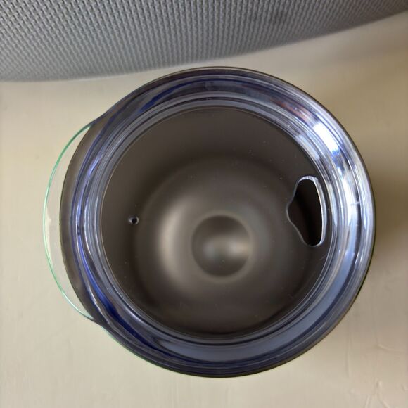 Sanrio 2023 Hello Kitty Santa Holiday Stainless Steel 12 oz. Wine Tumbler w/Lid - Picture 3 of 5